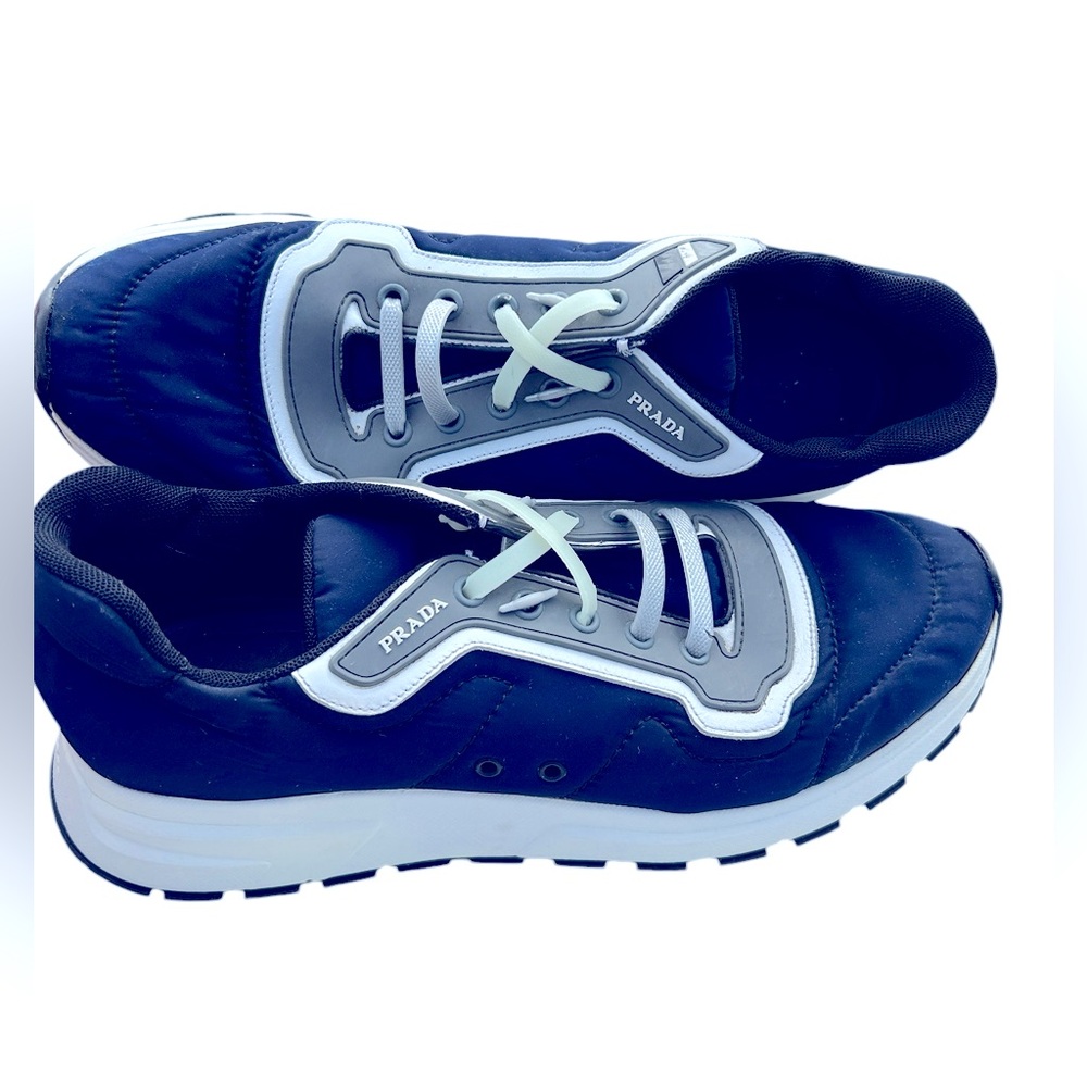prada Men’s Shoes 8.5 used 4E3382
